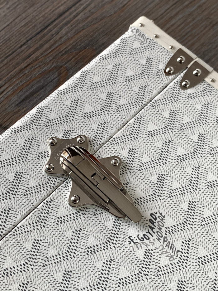 GOYARD Leather Box Shoulder Strap Oblique Straddle Bag #nigo21779