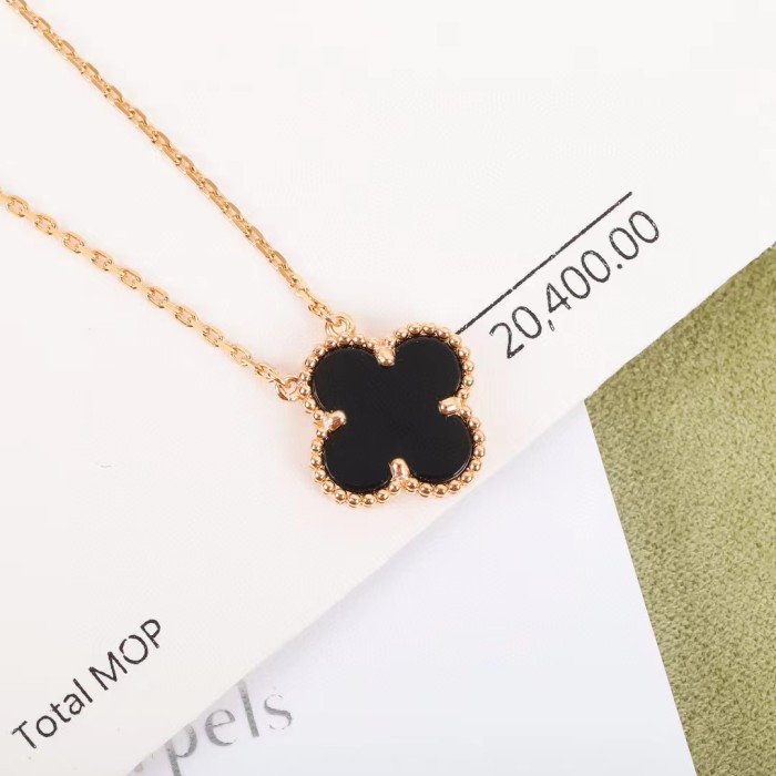 Van Cleef&Arpels Women's Flower shaped Original Stone Necklace Casual Wear Accessories Jewelry #nigo82572
