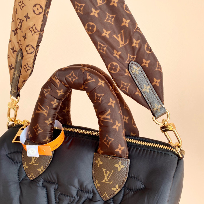 Louis Vuitton Padded Cotton Padded Handbag Shoulder Bag #nigo52477