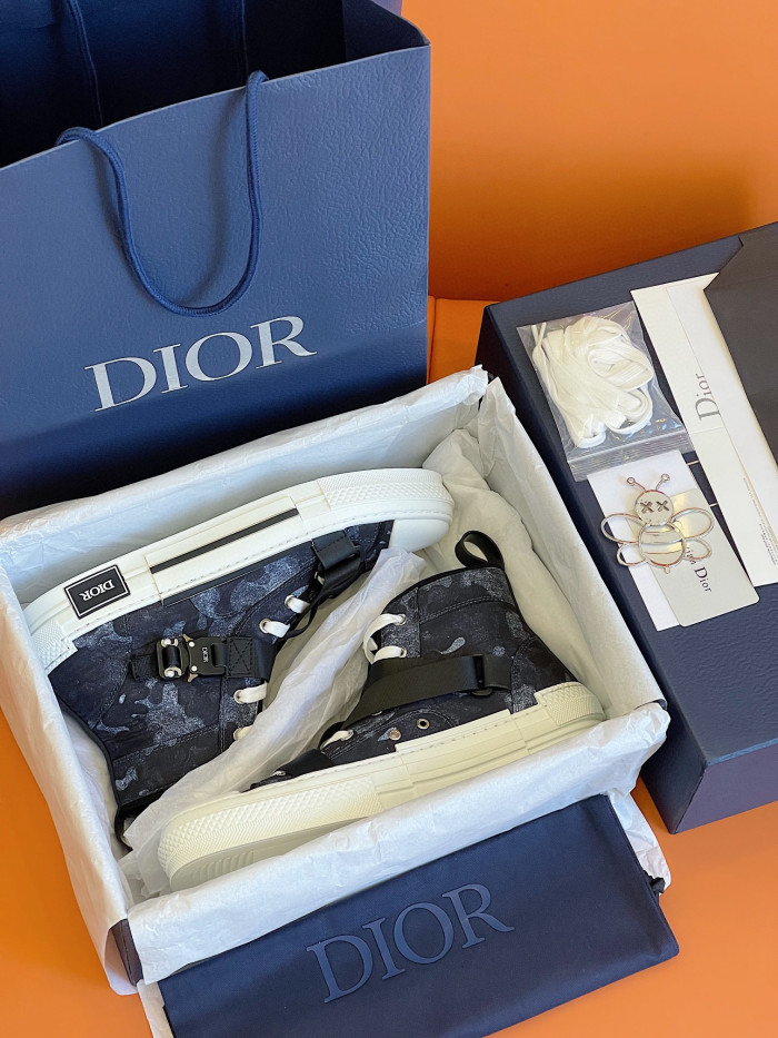 DIOR High-Top Lock Lace-Up Flats Shoes #nigo4782