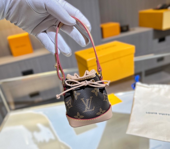 Louis Vuitton Women Bucket Bags Keychains Pendants Accessories Jewelry #nigo89262