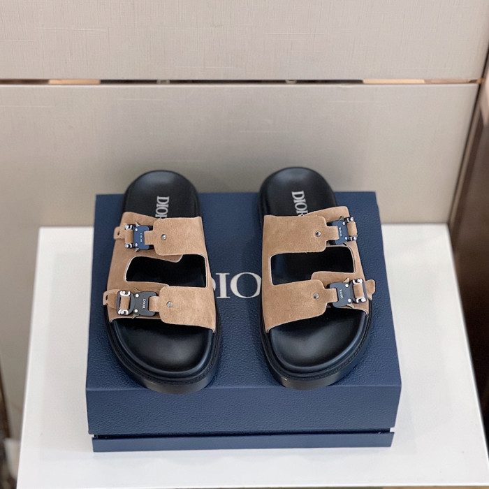 DIOR NIGO Summer Flat Sandals Wearing Slippers Outside #nigo94649