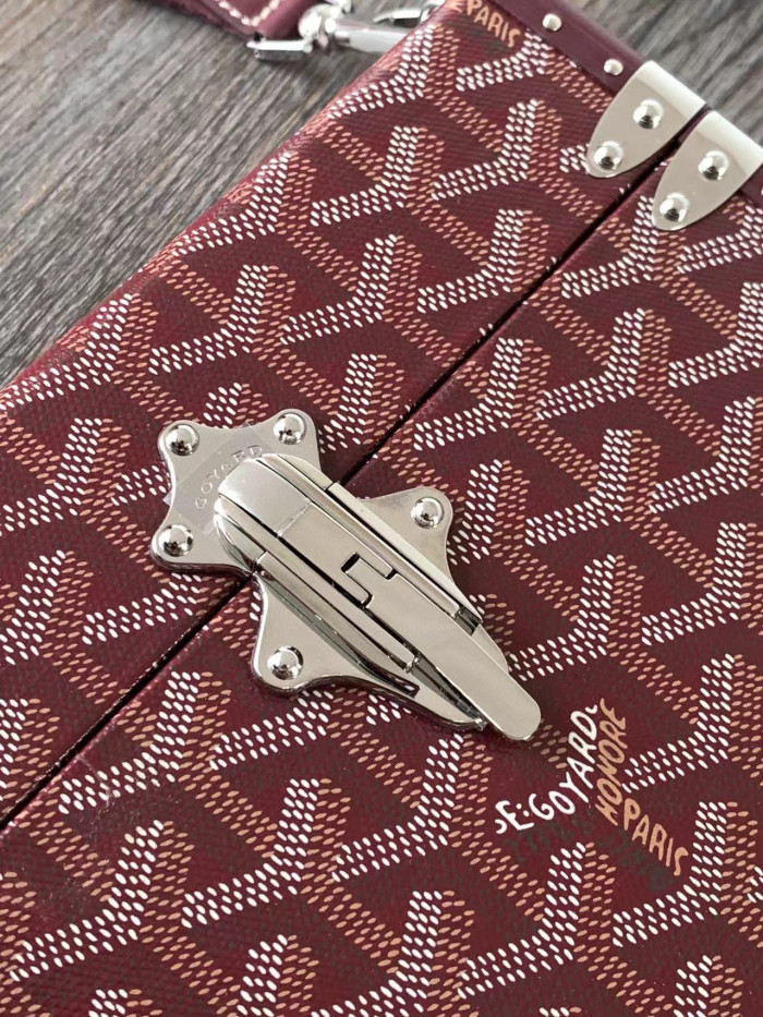 GOYARD Leather Box Shoulder Strap Oblique Straddle Bag #nigo21779