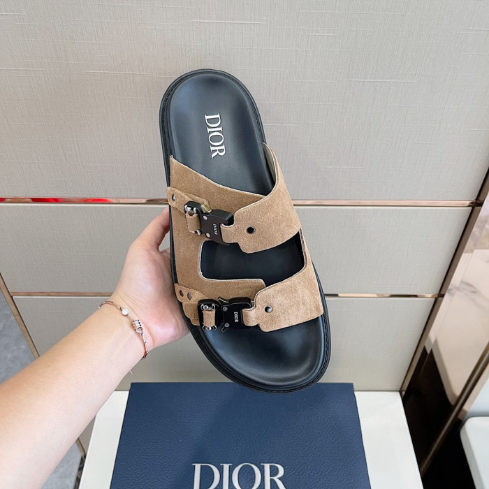 DIOR NIGO Summer Flat Sandals Wearing Slippers Outside #nigo94649