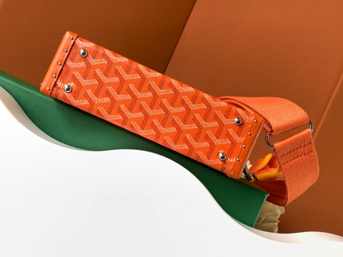 GOYARD Leather Box Shoulder Strap Oblique Straddle Bag #nigo21779