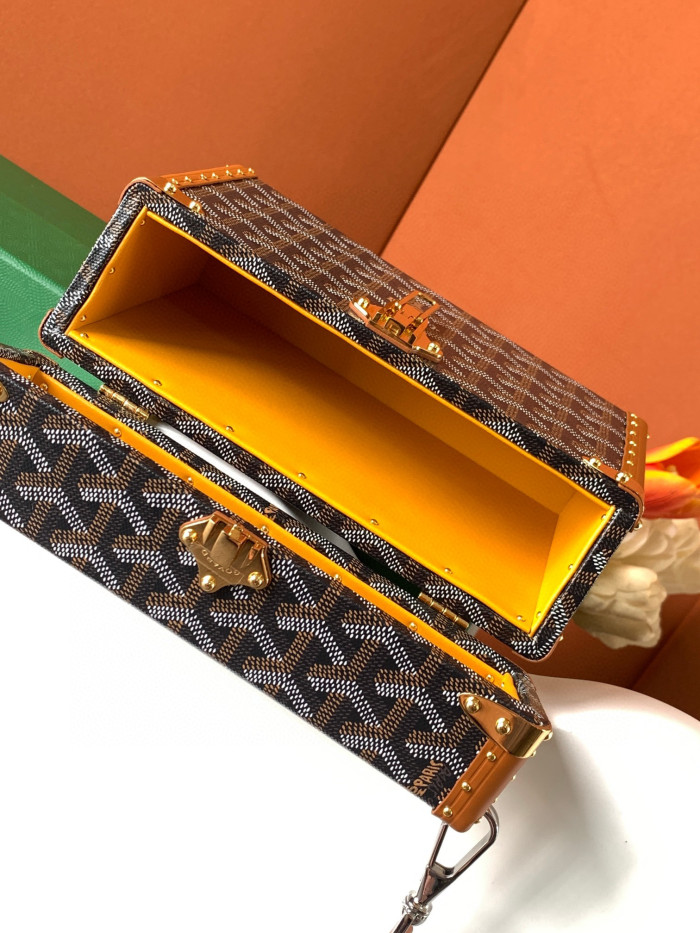 GOYARD Leather Box Shoulder Strap Oblique Straddle Bag #nigo21779