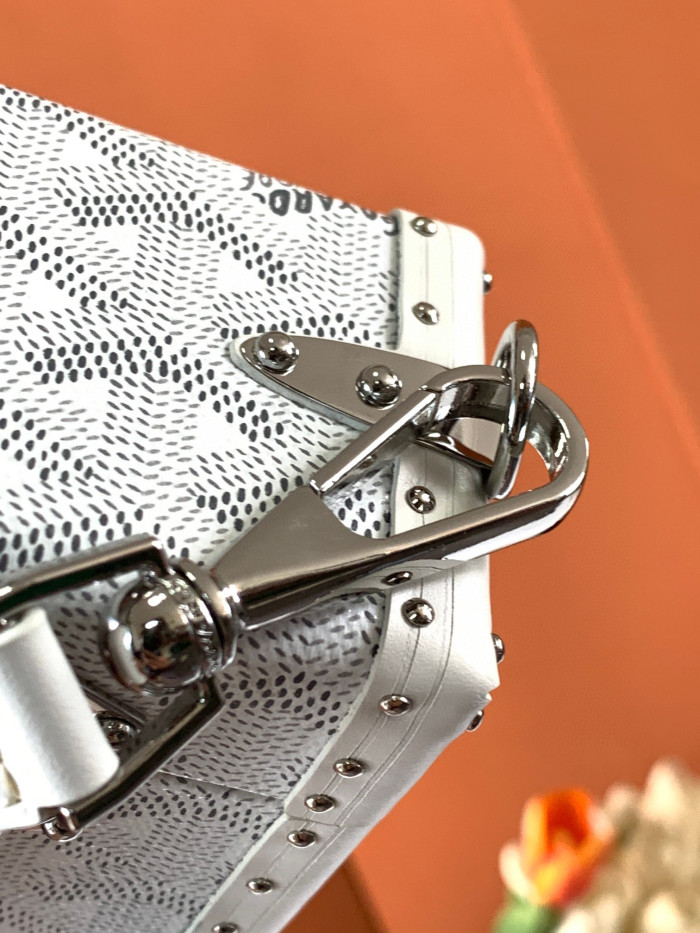 GOYARD Leather Box Shoulder Strap Oblique Straddle Bag #nigo21779