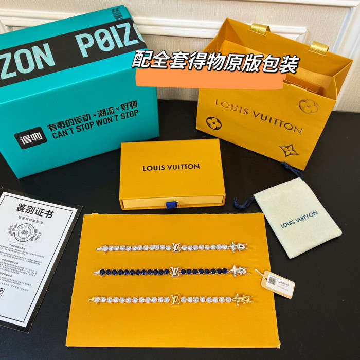 Louis Vuitton CRYSTALS Diamond And Gemstone Bracelet Jewelry #nigo96433
