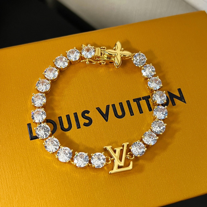 Louis Vuitton CRYSTALS Diamond And Gemstone Bracelet Jewelry #nigo96433