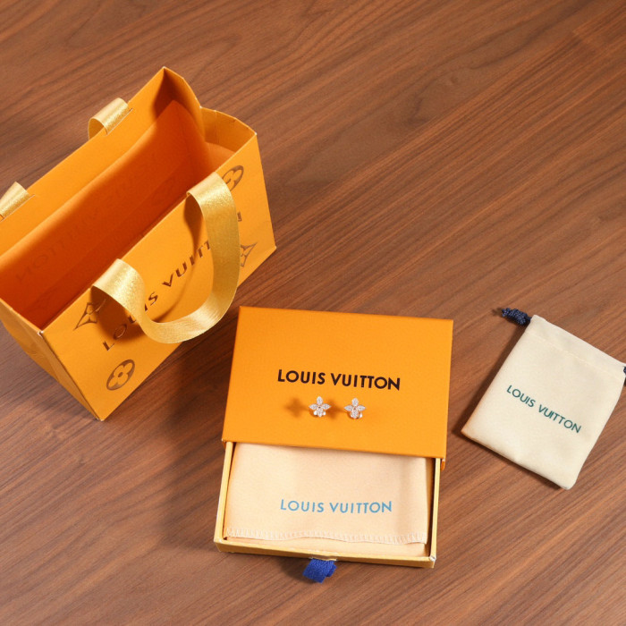 Louis Vuitton Bracelet Necklace Earrings Jewelry #nigo96426