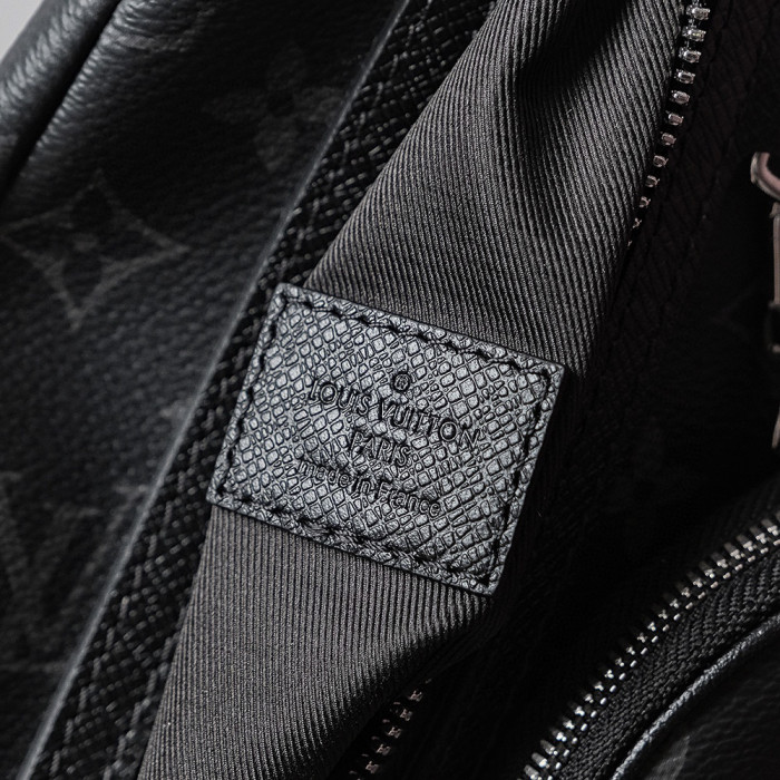 Louis Vuitton NIGO Black Leather Shoulder Bag #nigo57544