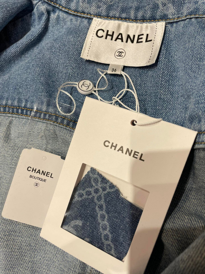Chanel Long Sleeved Denim Jacket #nigo96464