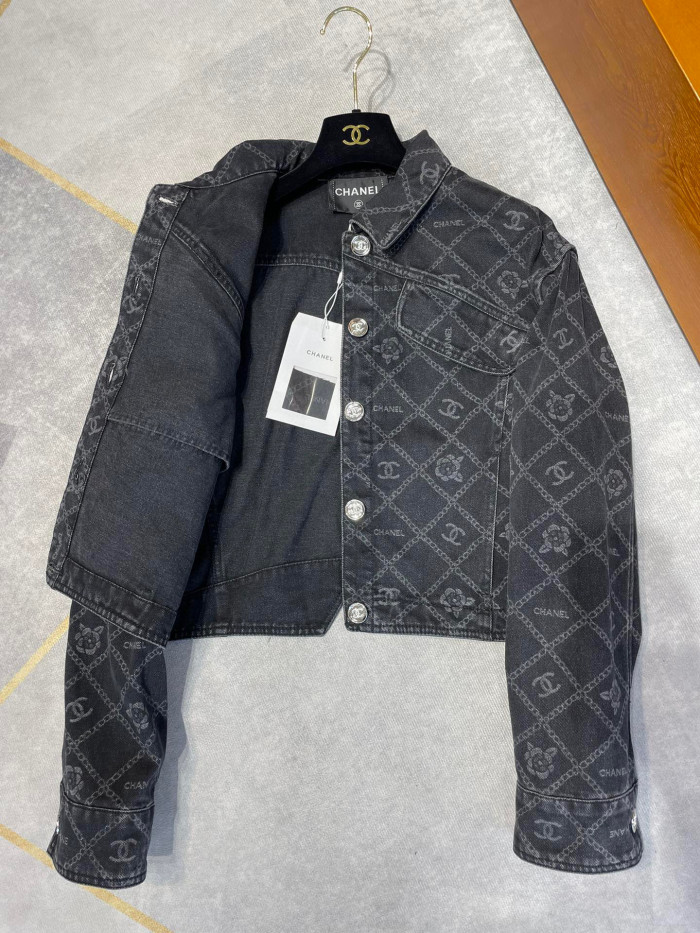 Chanel Long Sleeved Denim Jacket #nigo96464