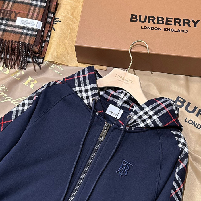 Burberry Long Sleeved Hooded Zippered Jacket #nigo96461