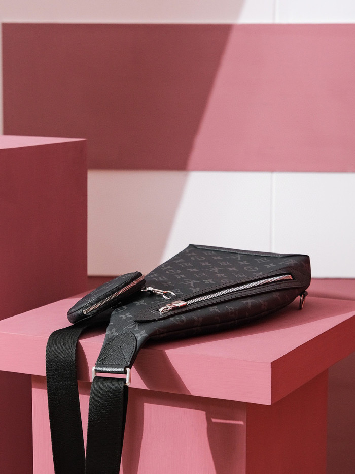Louis Vuitton NIGO Black Leather Shoulder Bag #nigo57544