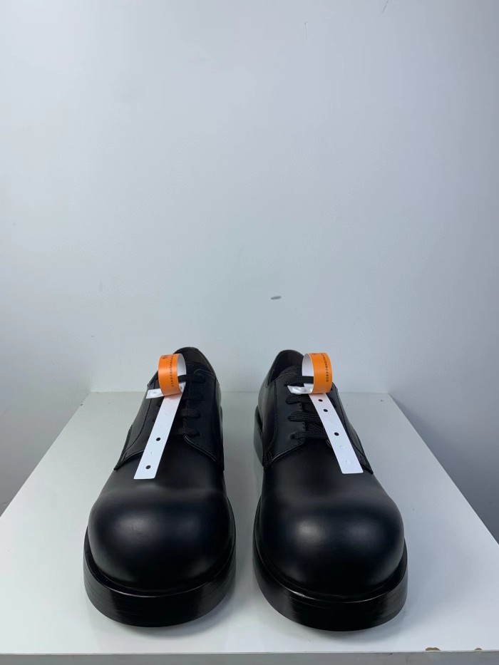 Bottega Veneta  Black Low Top Leather Shoes #nigo6298