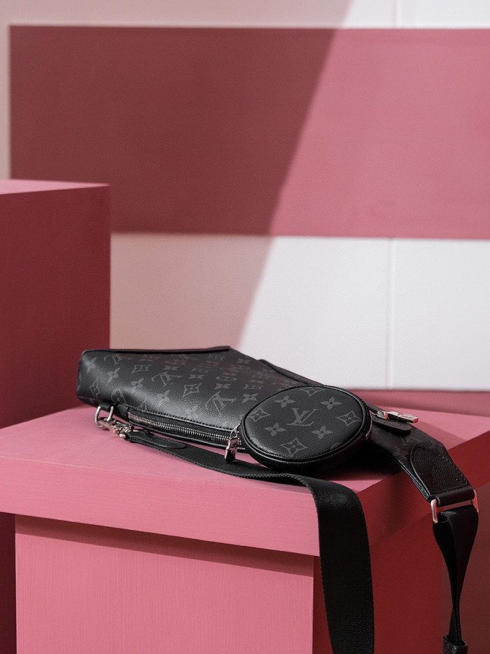 Louis Vuitton NIGO Black Leather Shoulder Bag #nigo57544