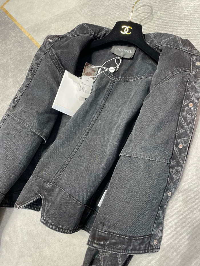 Chanel Long Sleeved Denim Jacket #nigo96464