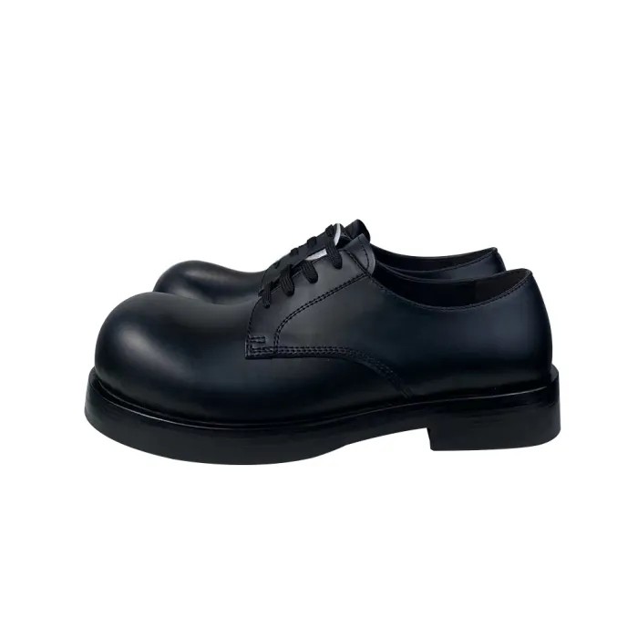 Bottega Veneta  Black Low Top Leather Shoes #nigo6298