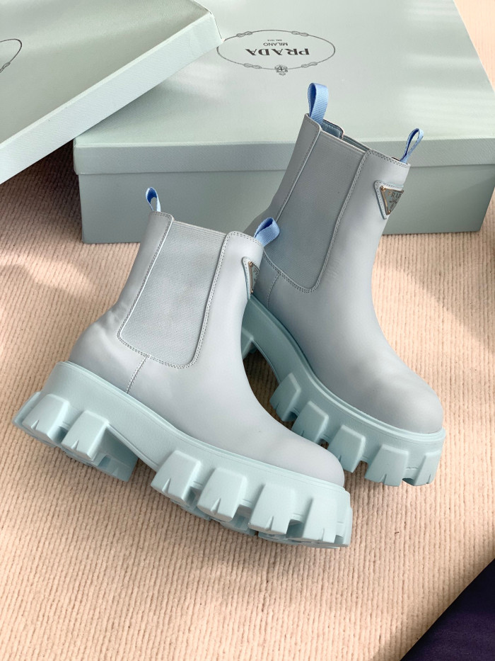 Prada Women's Leather Short Boots Shoes #nigo96528