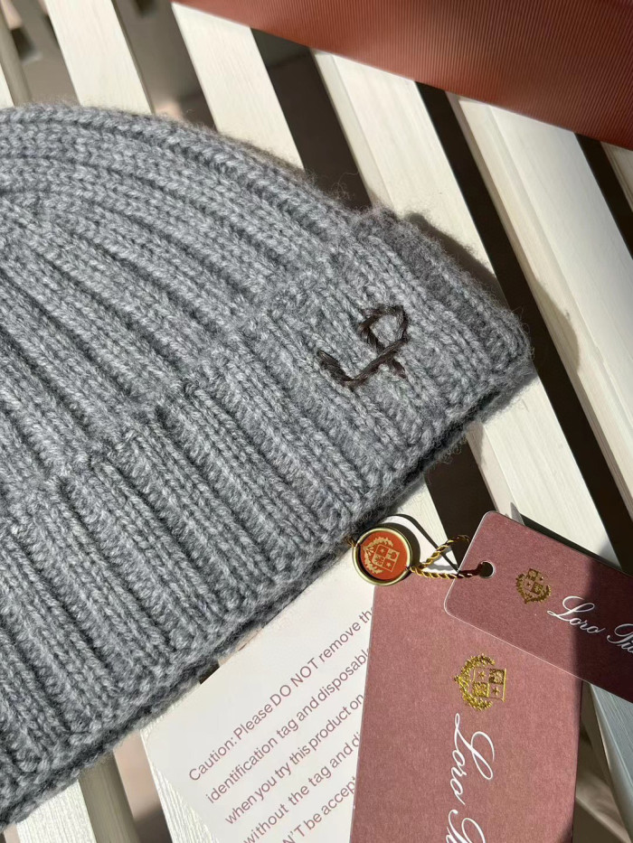Loro Piana Cashmere Knit Hat Scarf Set #nigo6664