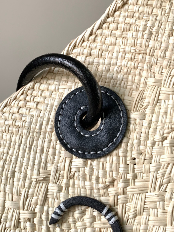 Loewe Anagram Basket Woven Handheld Diagonal Straddle Bag #nigo21877
