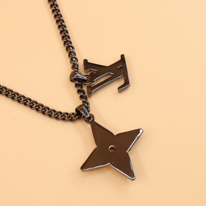 Louis Vuitton Flower Cut Bright Diamond Chain Necklace #nigo96322