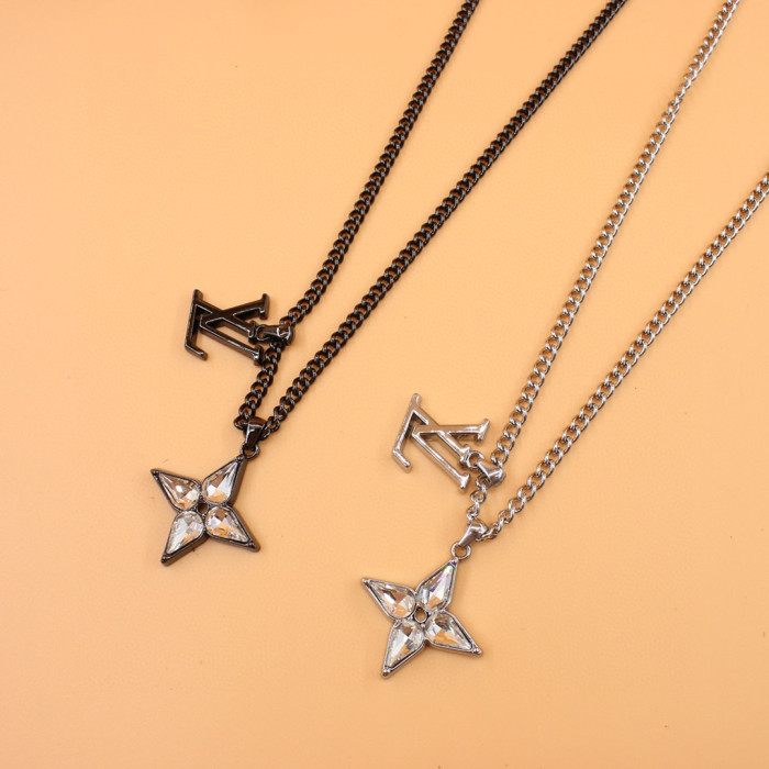 Louis Vuitton Flower Cut Bright Diamond Chain Necklace #nigo96322
