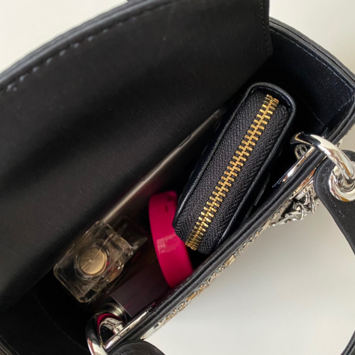 DIOR Beaded Handbag Bag Bags #nigo52425