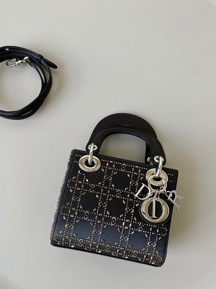 DIOR Beaded Handbag Bag Bags #nigo52425