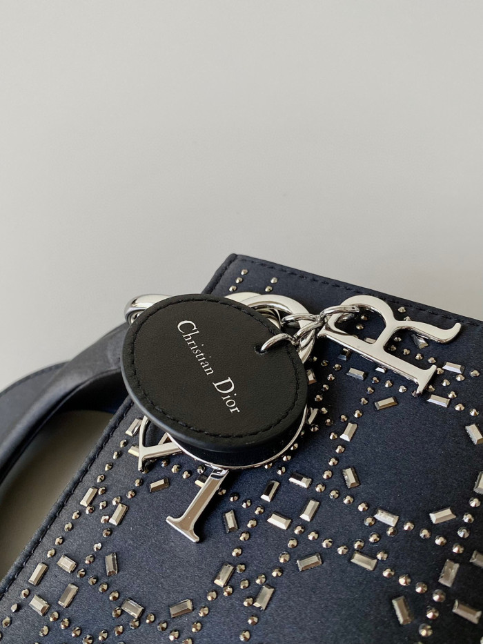 DIOR Beaded Handbag Bag Bags #nigo52425