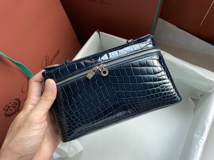 Loro Piana Extra Pocket L19 Leather Clutch Bag #nigo5996