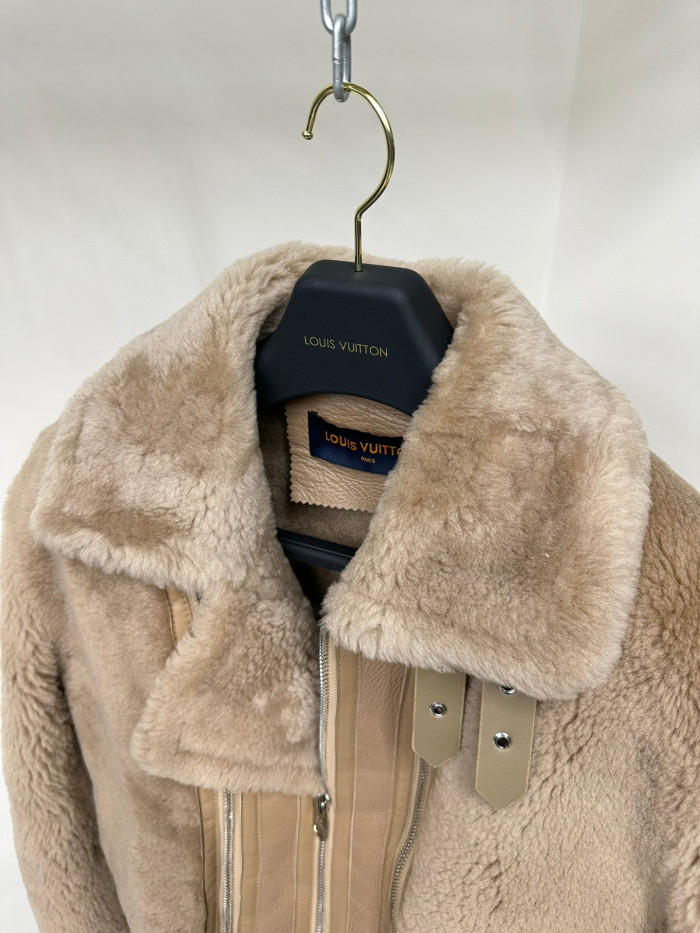 Louis Vuitton Removable Fur Leather Jacket Ngvp #nigo5666