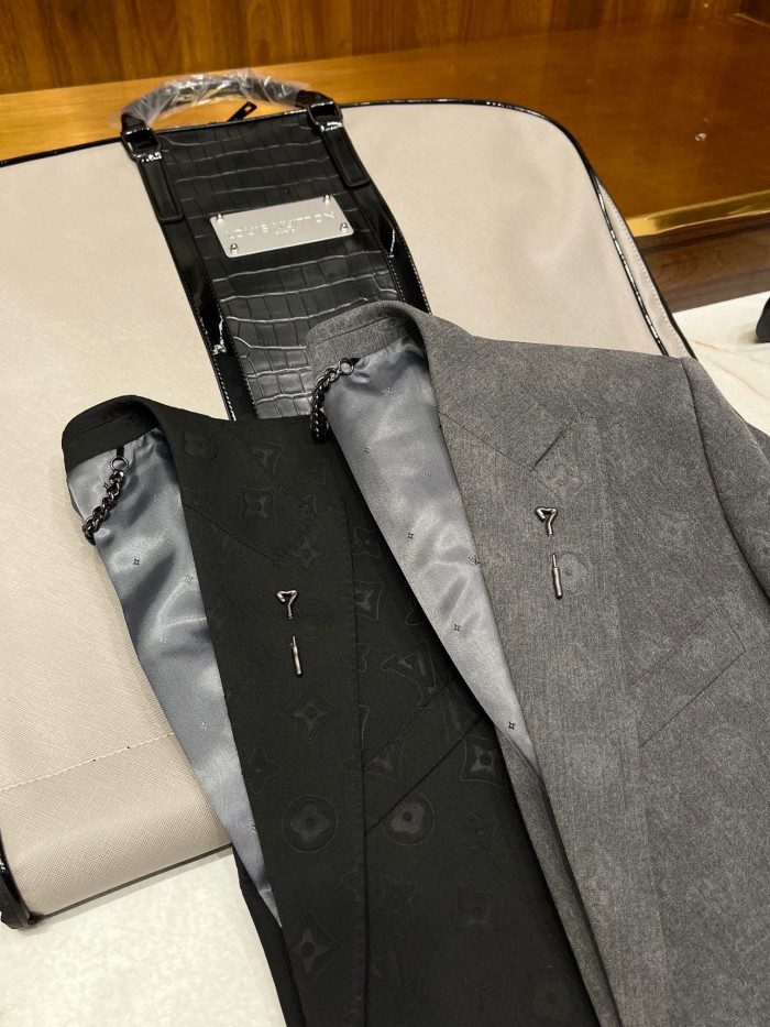 Louis Vuitton Men's Suit Jacket Long Pants Professional Dress Set #nigo6468