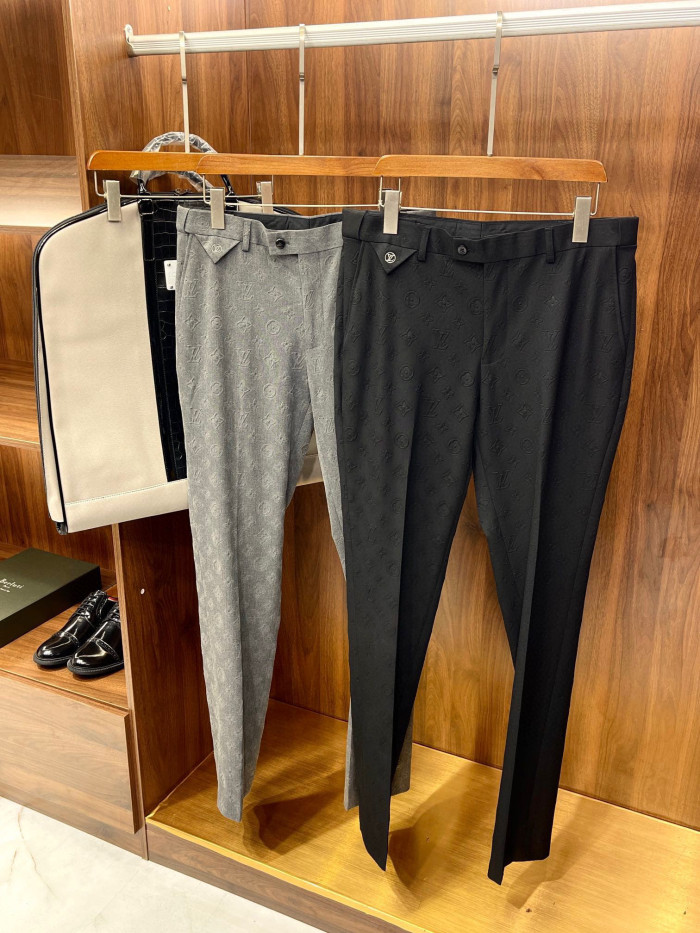 Louis Vuitton Men's Suit Jacket Long Pants Professional Dress Set #nigo6468