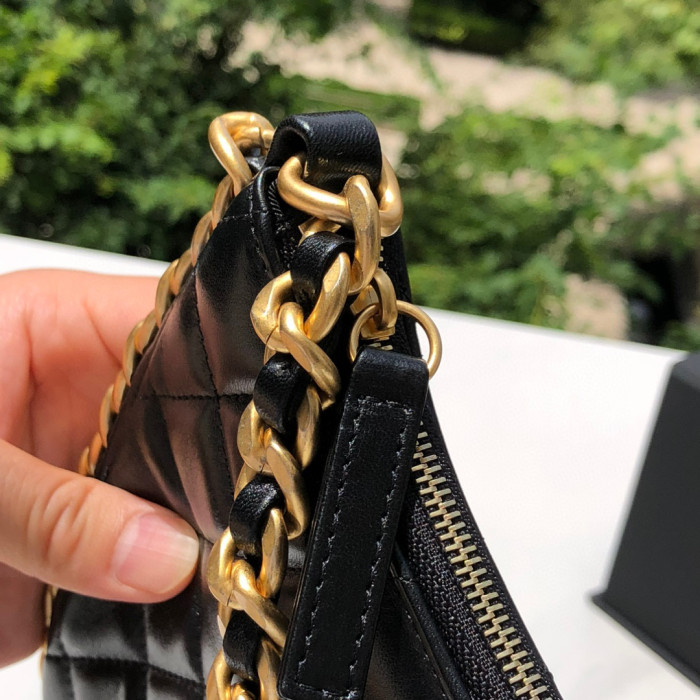 Chanel Black Leather Chain Diagonal Bag #nigo21913