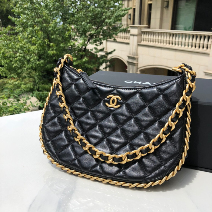 Chanel Black Leather Chain Diagonal Bag #nigo21913