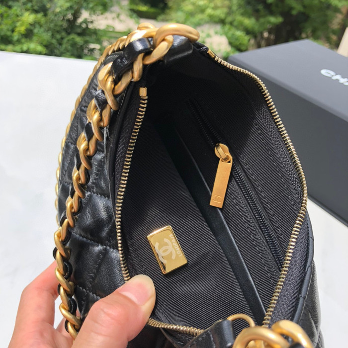 Chanel Black Leather Chain Diagonal Bag #nigo21913