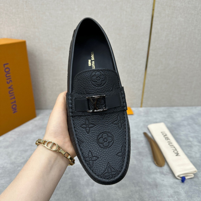 Louis Vuitton Leather Flat Bottomed Fashionable Leather Shoes #nigo21934