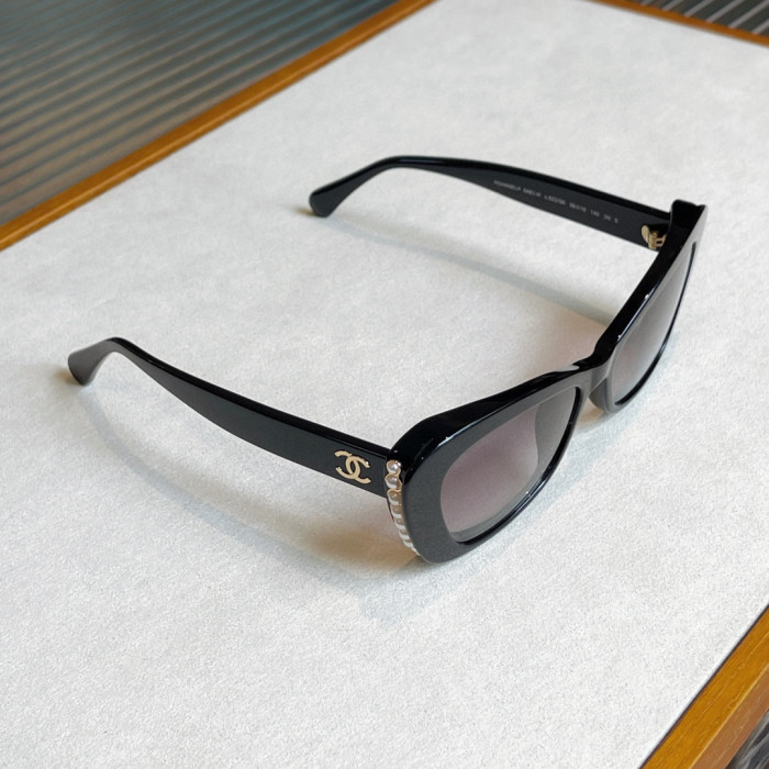 Chanel Cat Eye Sunglasses Glasses #nigo96582