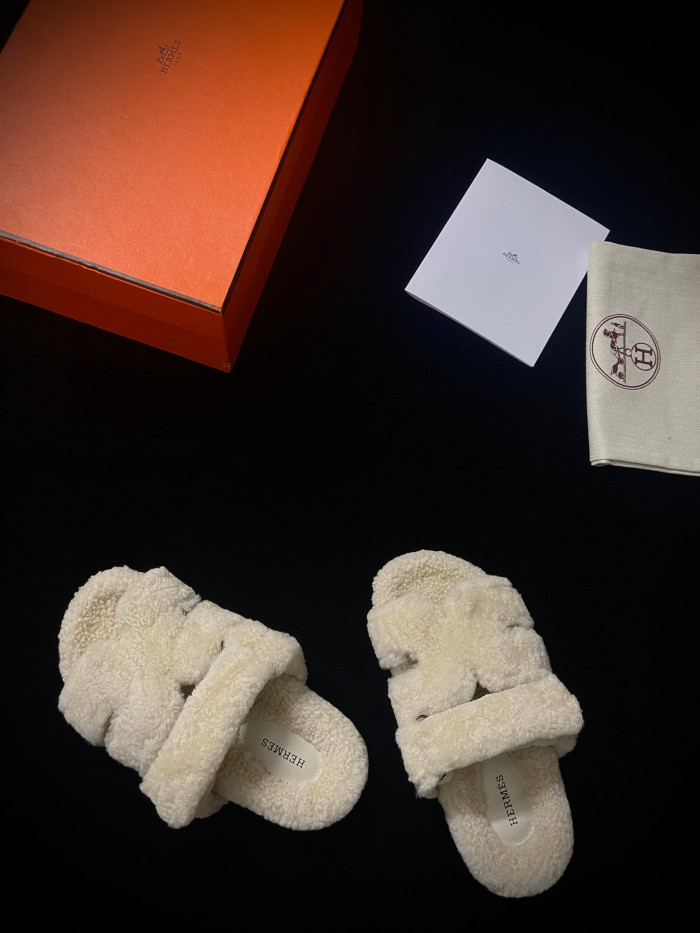 Hermes Plush Flat Bottomed Slippers #nigo21487
