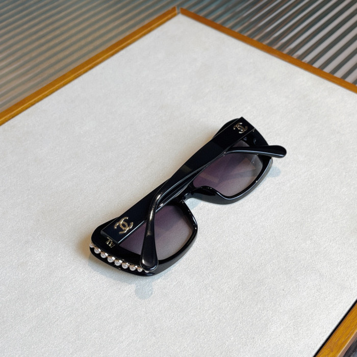 Chanel Cat Eye Sunglasses Glasses #nigo96582