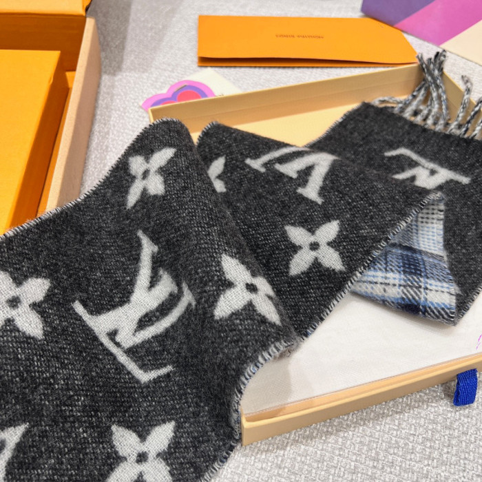 Louis Vuitton Mini Beykjavik Cashmere Scarf #nigo96583