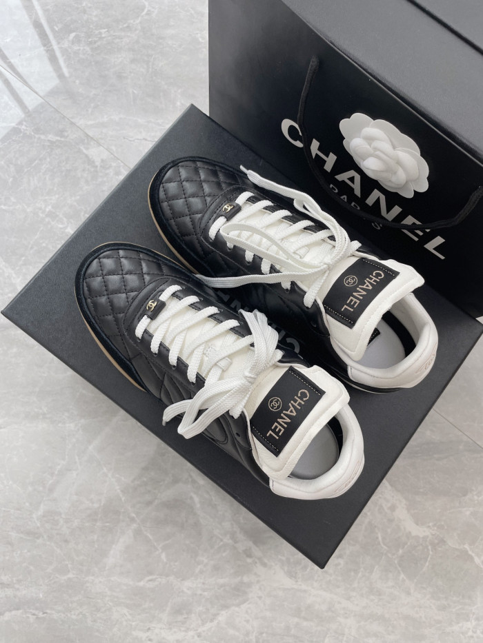 Chanel Women's Low Top Leather Sneakers Shoes #nigo96619