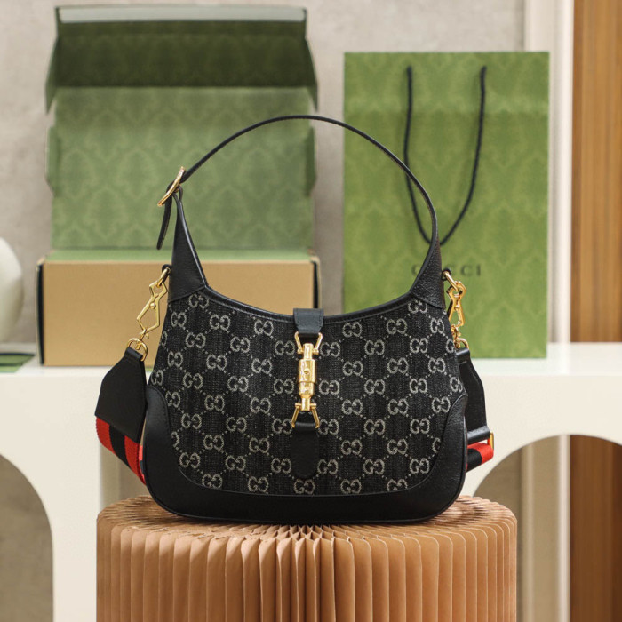 Gucci Leather Carrying Large Capacity Underarm Bag #nigo21962