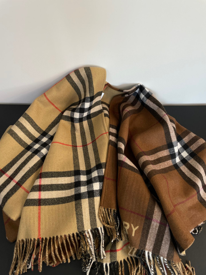 Burberry Plaid Wool Shawl Scarf #nigo96623