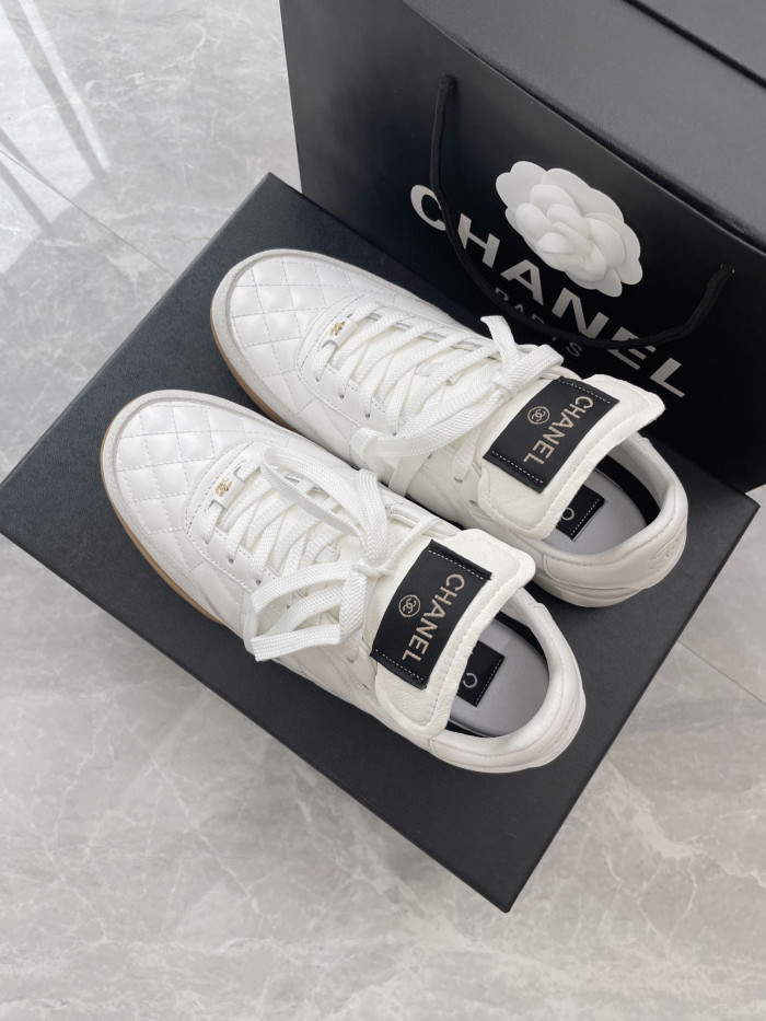 Chanel Women's Low Top Leather Sneakers Shoes #nigo96619