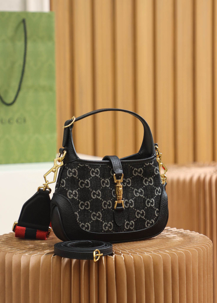 Gucci Leather Carrying Large Capacity Underarm Bag #nigo21962
