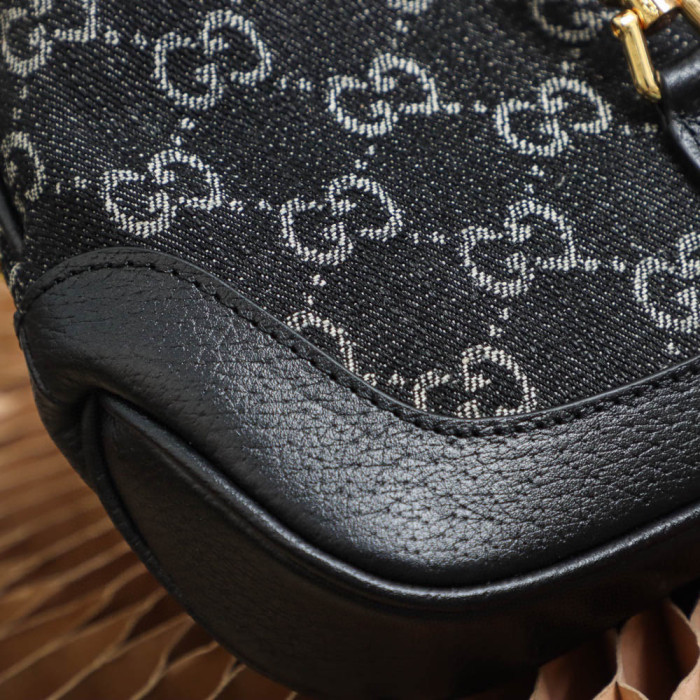 Gucci Leather Carrying Large Capacity Underarm Bag #nigo21962