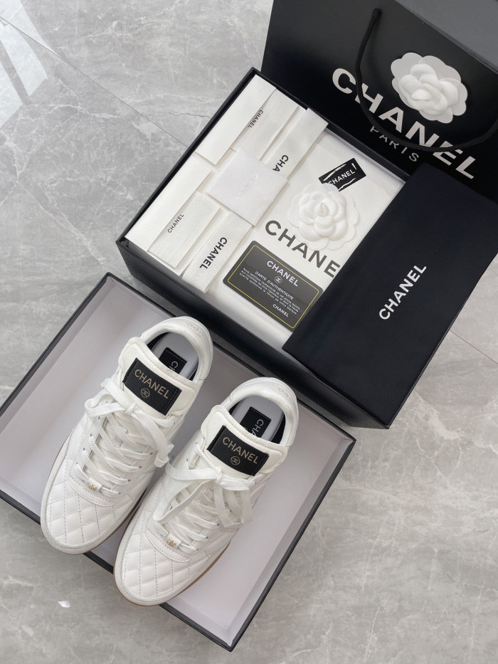 Chanel Women's Low Top Leather Sneakers Shoes #nigo96619